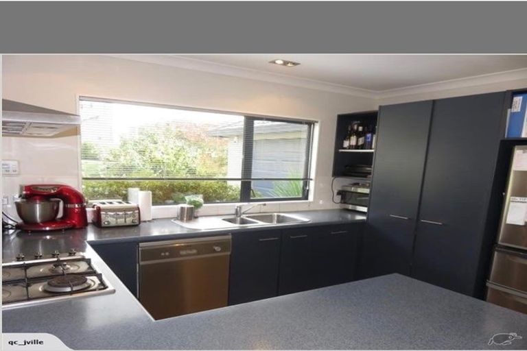 Photo of property in 7 Hetsby Place, Churton Park, Wellington, 6037