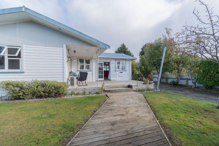 Photo of property in 44 Mackinnon Loop, Te Anau, 9600