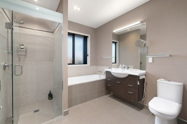 Photo of property in 980 Aubrey Road, Albert Town, Wanaka, 9305