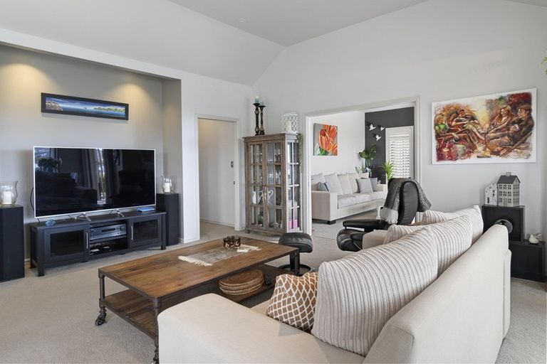 Photo of property in 15 Lynley Park Drive, Omokoroa, 3114