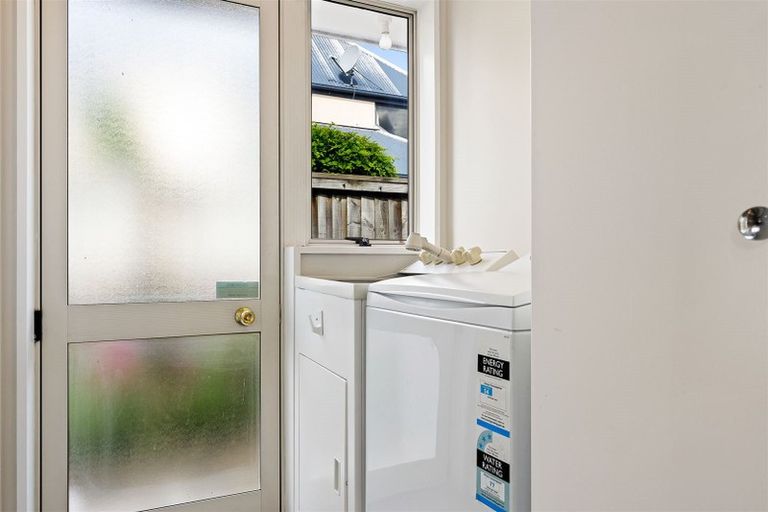 Photo of property in 124a Maidstone Road, Ilam, Christchurch, 8041