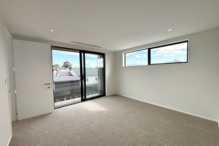 Photo of property in 2/7 Roa Road, Fendalton, Christchurch, 8041