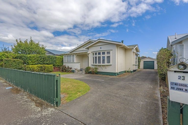 Photo of property in 23 Argyle Avenue, Takaro, Palmerston North, 4410