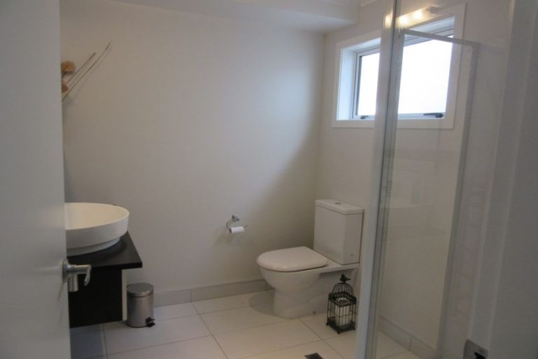 Photo of property in 8 Stone Street, Miramar, Wellington, 6022