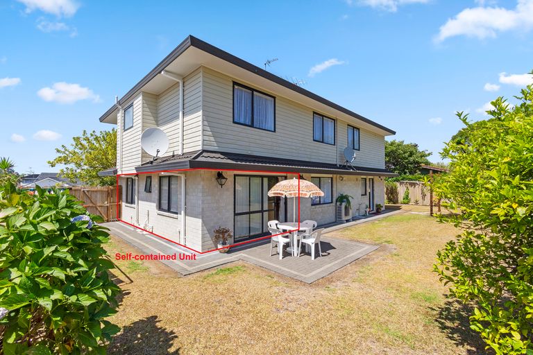 Photo of property in 29 Carnoustie Drive, Wattle Downs, Auckland, 2103