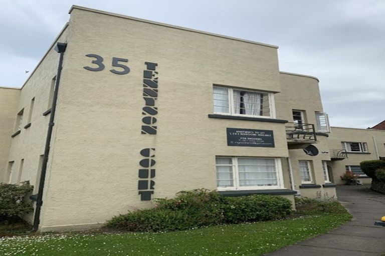 Photo of property in 1/35 Tennyson Street, Dunedin Central, Dunedin, 9016