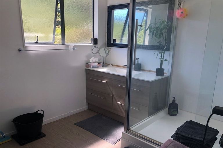 Photo of property in 4 Finlay Grove, Waikawa, Picton, 7220