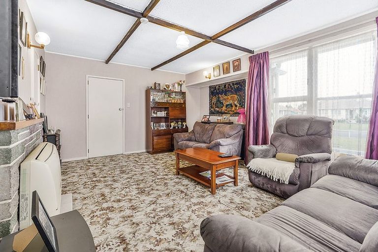 Photo of property in 22 Paul Crescent, Fairfield, Hamilton, 3214