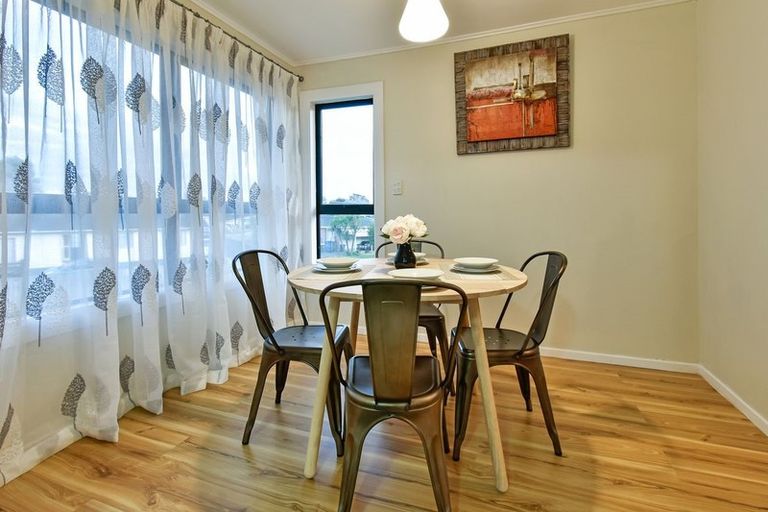 Photo of property in 83 Thompson Terrace, Manurewa, Auckland, 2102