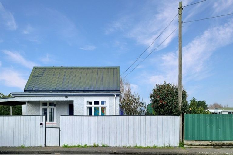 Photo of property in 22 Criterion Street, Bulls, 4818