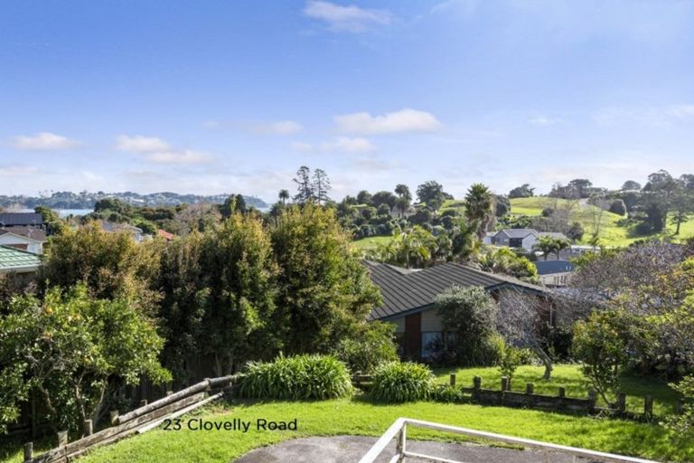 Photo of property in 23 Clovelly Road, Bucklands Beach, Auckland, 2012