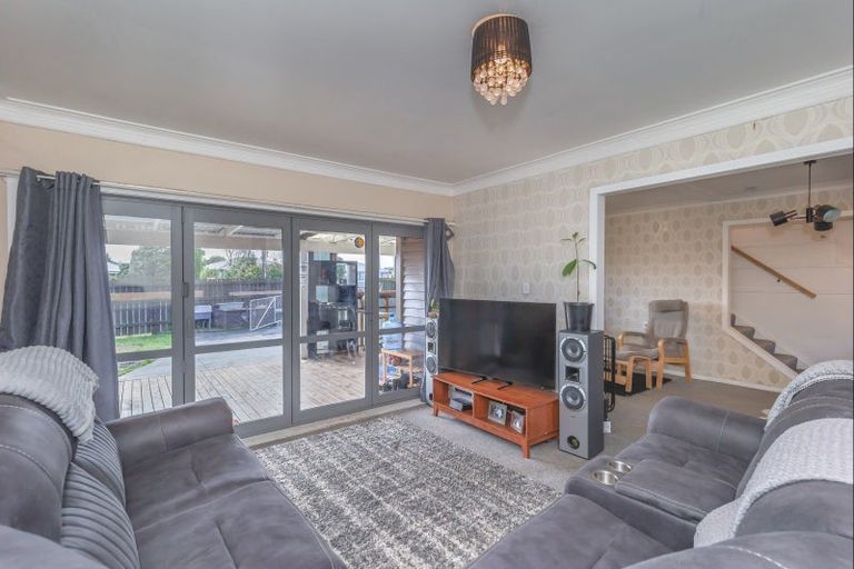 Photo of property in 57 Hokio Beach Road, Levin, 5510