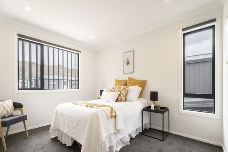 Photo of property in 68 Mawai Hakona Drive, Wallaceville, Upper Hutt, 5018