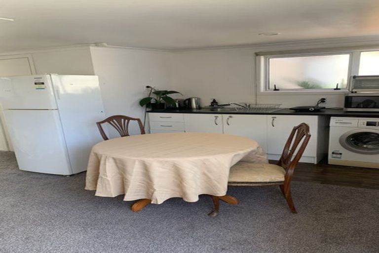 Photo of property in 22a Heath Street, St Andrews, Hamilton, 3200