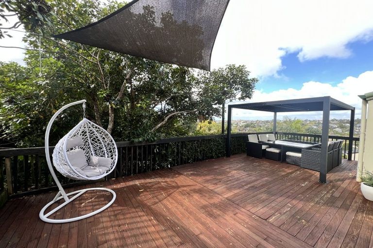 Photo of property in 62b Arran Road, Browns Bay, Auckland, 0630