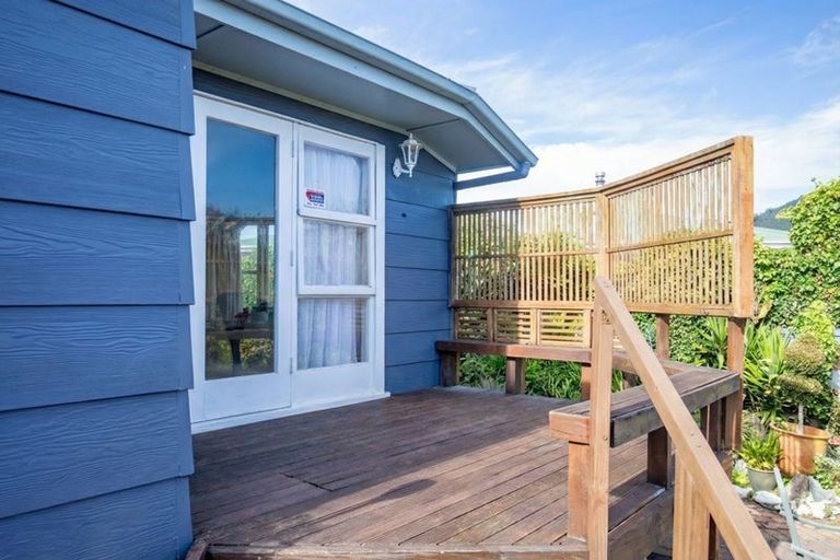 Photo of property in 60 Kawaha Point Road, Kawaha Point, Rotorua, 3010