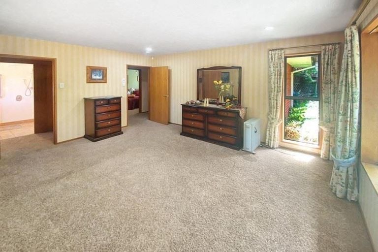 Photo of property in 7 Cricklewood Place, Avonhead, Christchurch, 8042