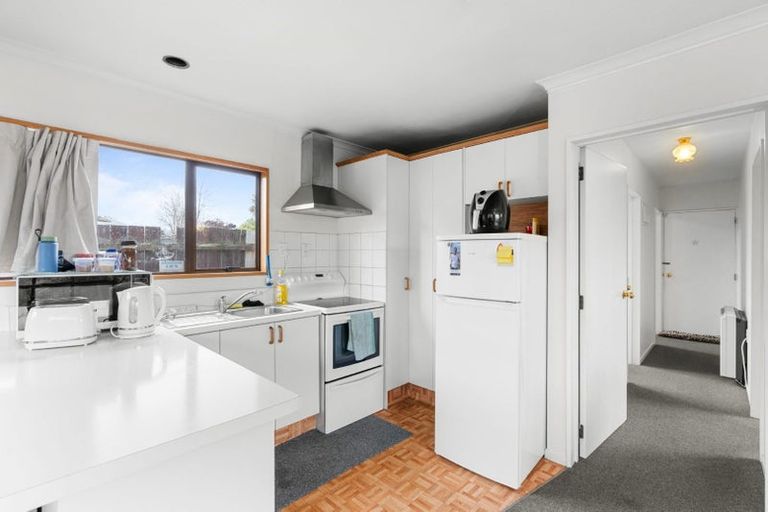 Photo of property in 22 Field Terrace, Upper Riccarton, Christchurch, 8041