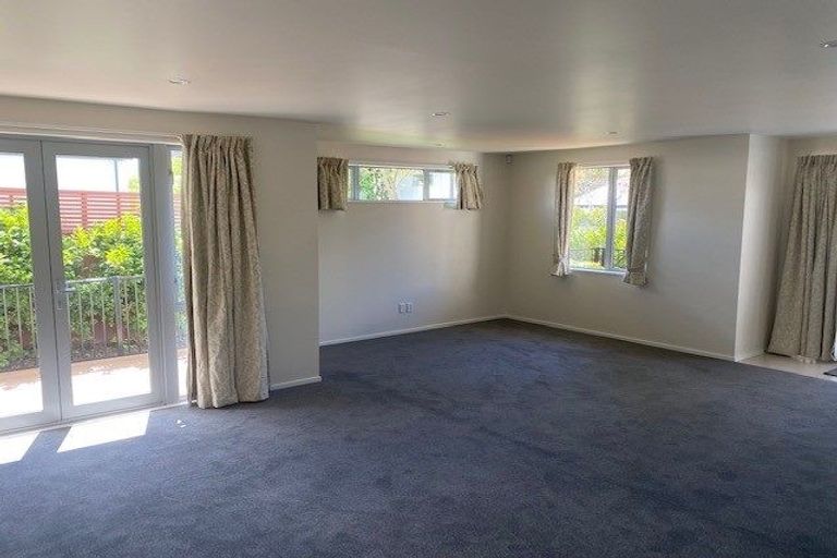 Photo of property in 2/27 Tonbridge Street, Merivale, Christchurch, 8014