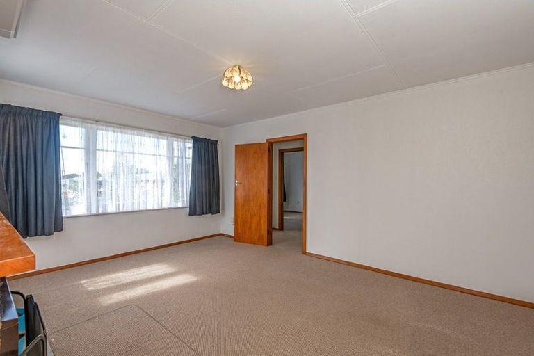 Photo of property in 8 Blenheim Place, Feilding, 4702