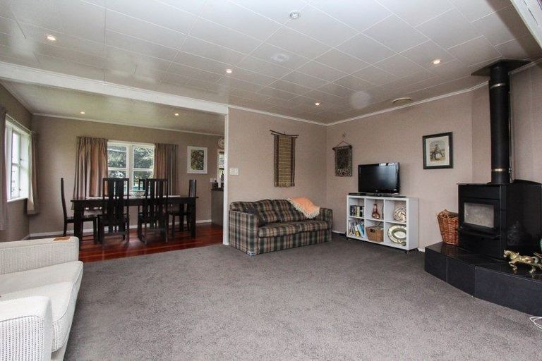 Photo of property in 25 Gebbie Road, Taradale, Napier, 4112