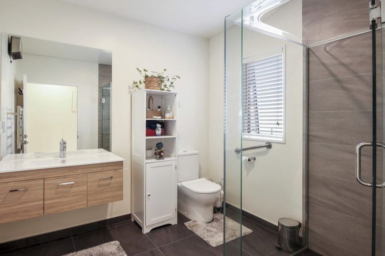 Photo of property in 1/363 Avonhead Road, Avonhead, Christchurch, 8042