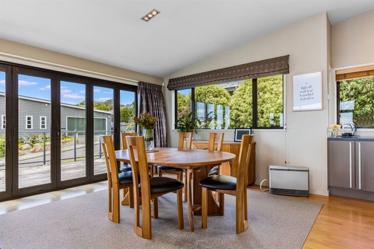 Photo of property in 29 Aspiring Terrace, Aotea, Porirua, 5024