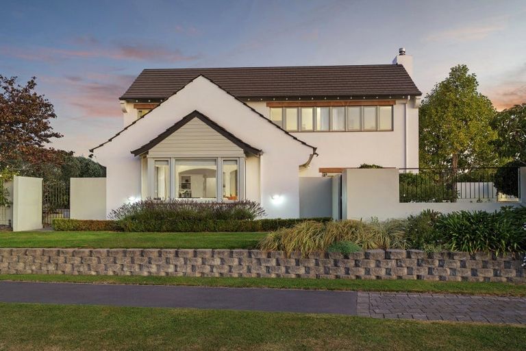 Photo of property in 42 Glencullen Drive, Casebrook, Christchurch, 8051