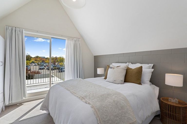 Photo of property in 1/122 Office Road, Merivale, Christchurch, 8014