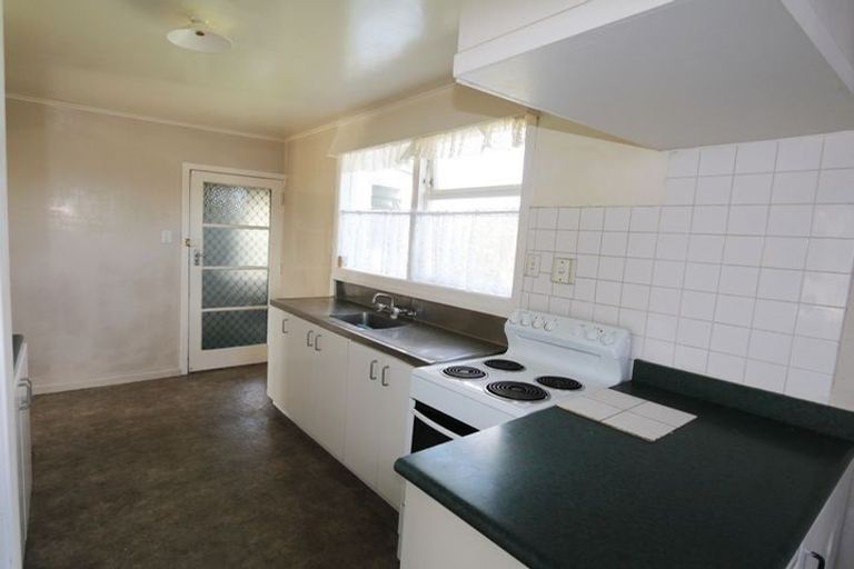 Photo of property in 44 Brains Road, Kelston, Auckland, 0602