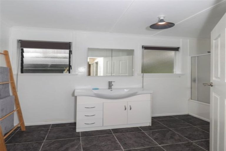 Photo of property in 13 Waerenga Road, Te Kauwhata, 3710
