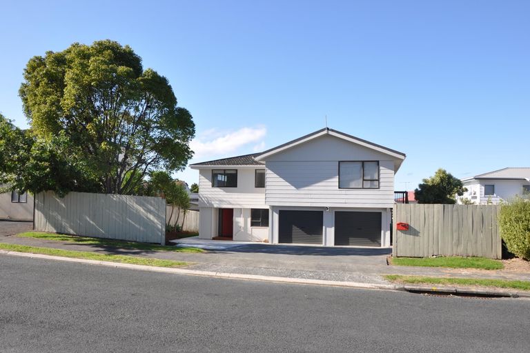 Photo of property in 8 Awatere Place, Snells Beach, 0920