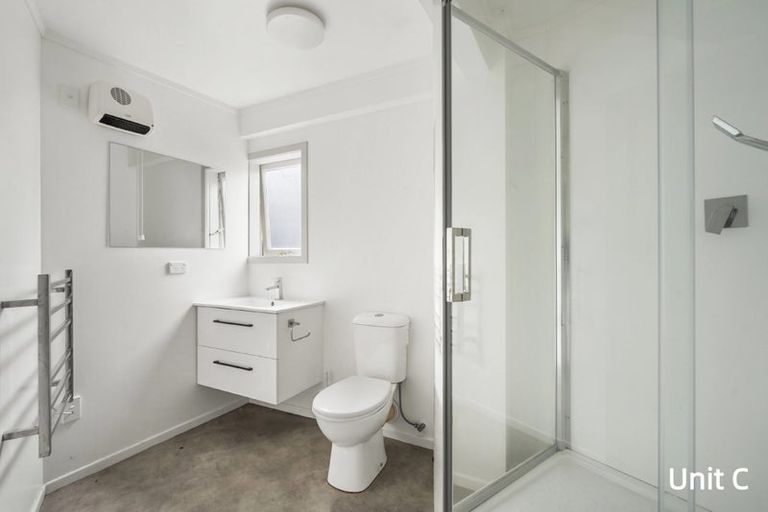 Photo of property in 22a Tramway Road, Beach Haven, Auckland, 0626