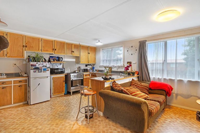 Photo of property in 43 Fookes Street, Waverley, 4510