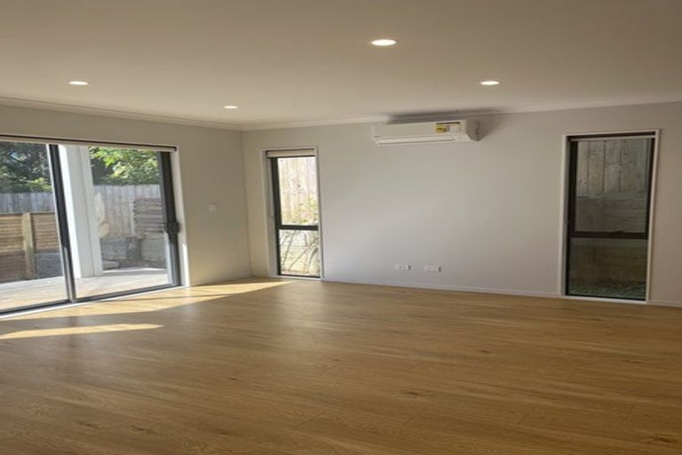 Photo of property in 70b Awaruku Road, Torbay, Auckland, 0630