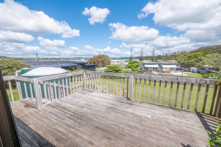 Photo of property in 5 Peninsula Parade, Hihi, Mangonui, 0494
