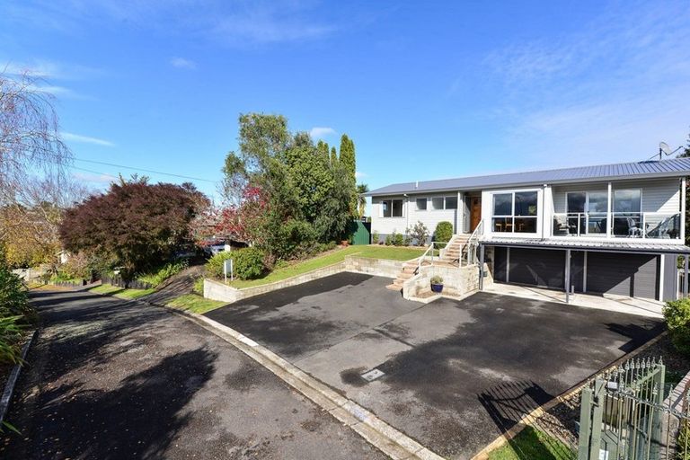 Photo of property in 213 Newcastle Road, Grandview Heights, Hamilton, 3200