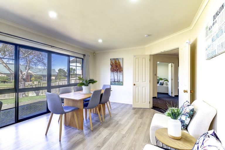 Photo of property in 1 Hereford Place, Grandview Heights, Hamilton, 3200