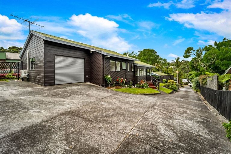 Photo of property in 70b Gledstane Road, Stanmore Bay, Whangaparaoa, 0932
