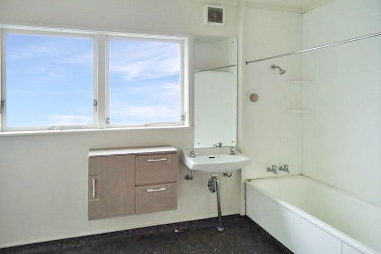 Photo of property in 1/610 High Street, Boulcott, Lower Hutt, 5010