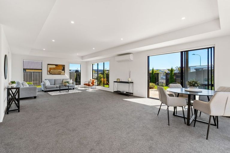 Photo of property in 12 Mellay Mews, Mosgiel, 9024