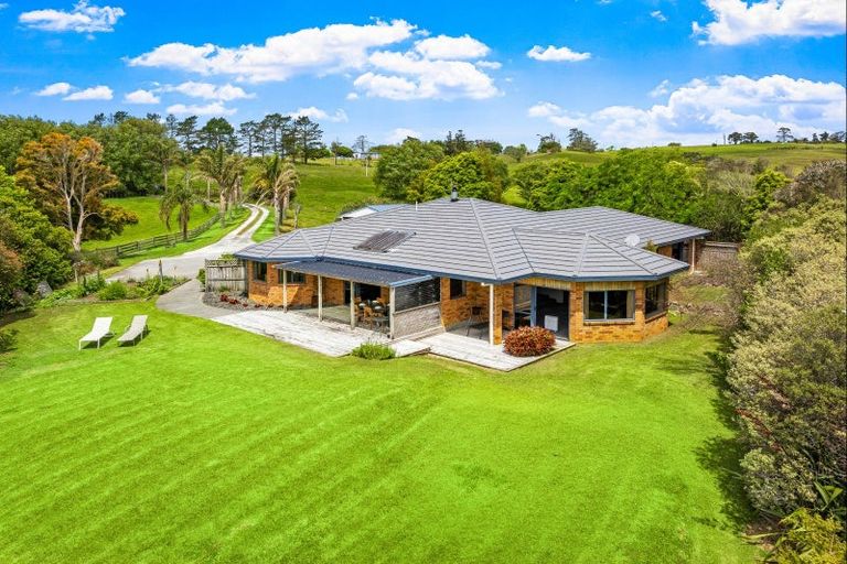 Photo of property in 107 Harataua Road, Port Albert, Wellsford, 0973