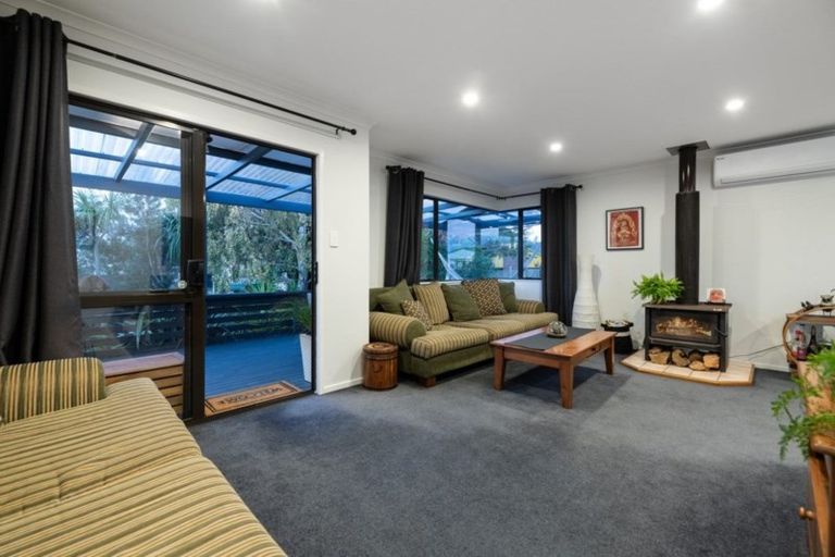 Photo of property in 4a Kimber Grove, Papamoa Beach, Papamoa, 3118