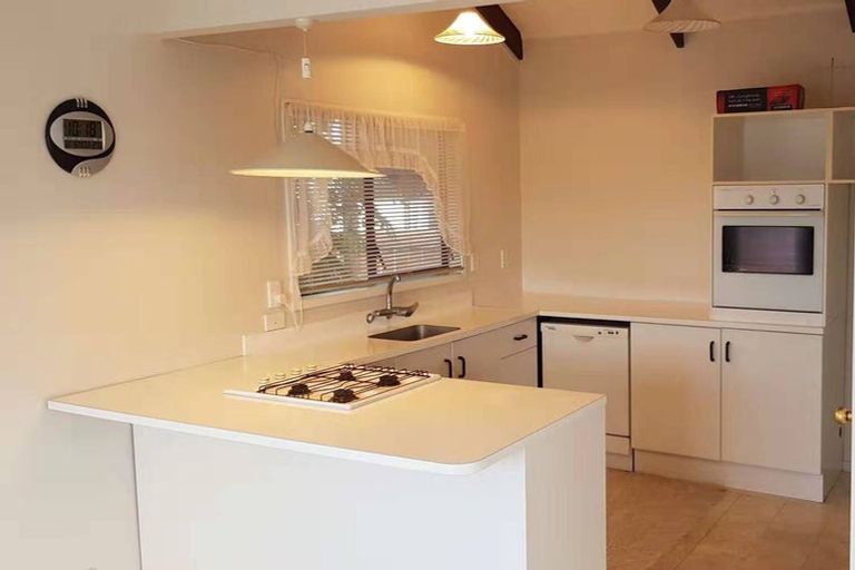 Photo of property in 163b Colwill Road, Massey, Auckland, 0614