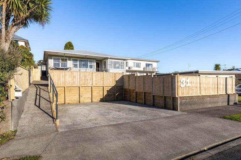 Photo of property in 31 Fulford Street, New Plymouth, 4310
