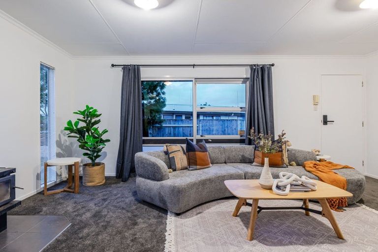 Photo of property in 15 Kaimanawa Street, Kelvin Grove, Palmerston North, 4414