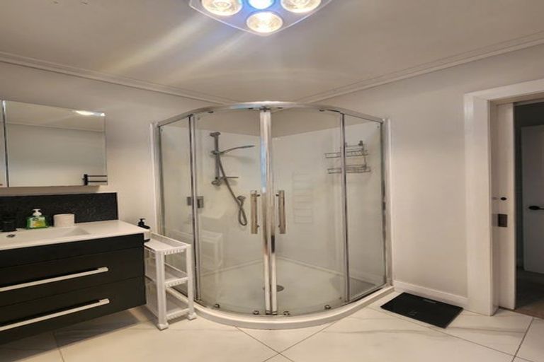 Photo of property in 15 Oriental Street, Petone, Lower Hutt, 5012