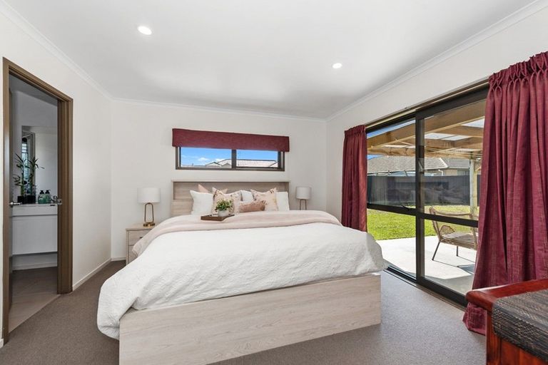 Photo of property in 129 Wentworth Drive, Rototuna North, Hamilton, 3210