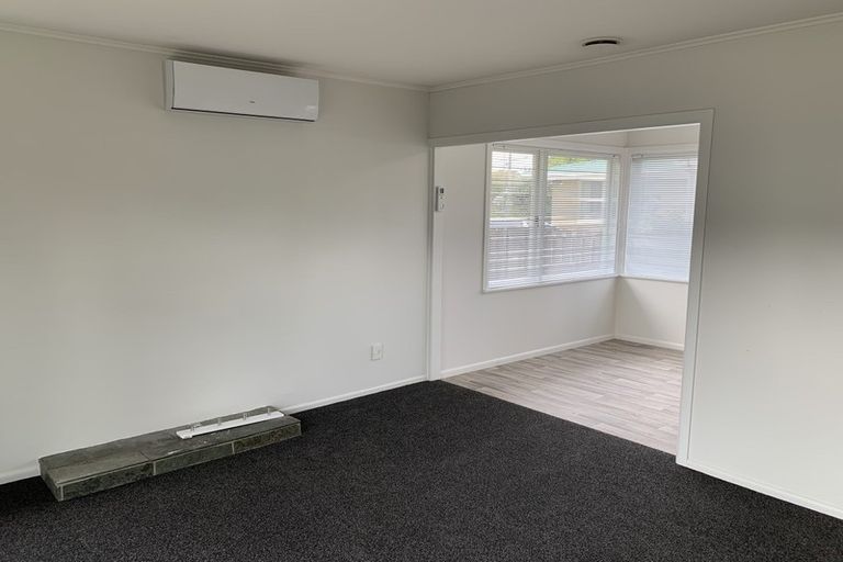 Photo of property in 9 Panair Crescent, Hillcrest, Hamilton, 3216