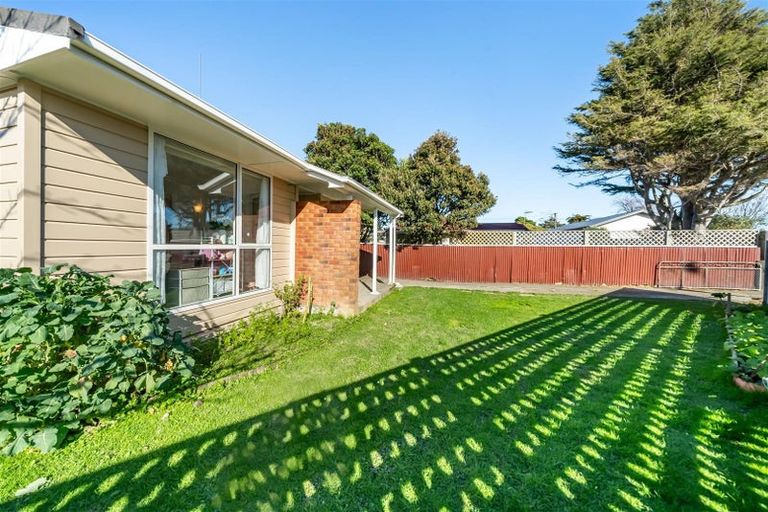 Photo of property in 120 Kings Crescent, Hutt Central, Lower Hutt, 5010